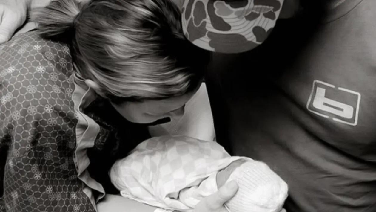 Ce tragedie! Fiica celebrului artist a murit la 20 de minute după ce s-a născut