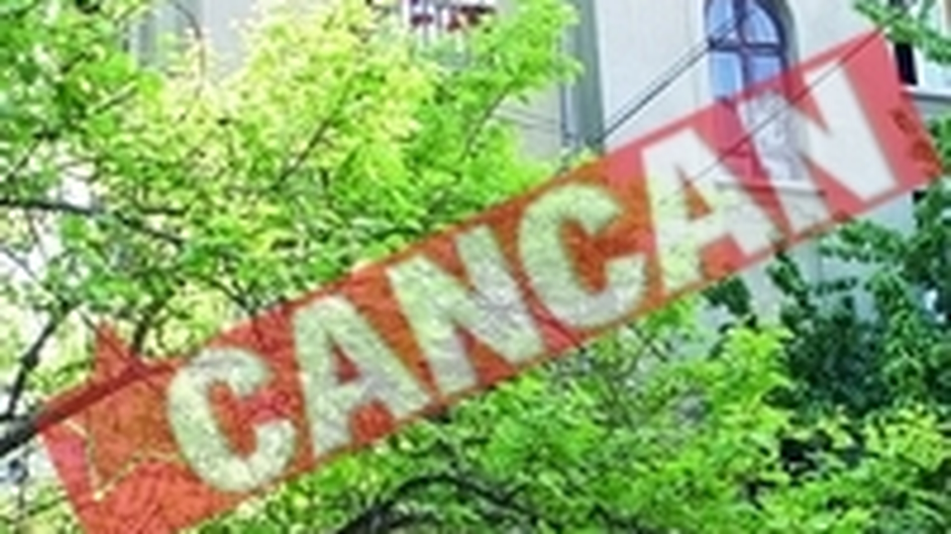Rednic se lupta cu doi batrani pentru o casa revendicata