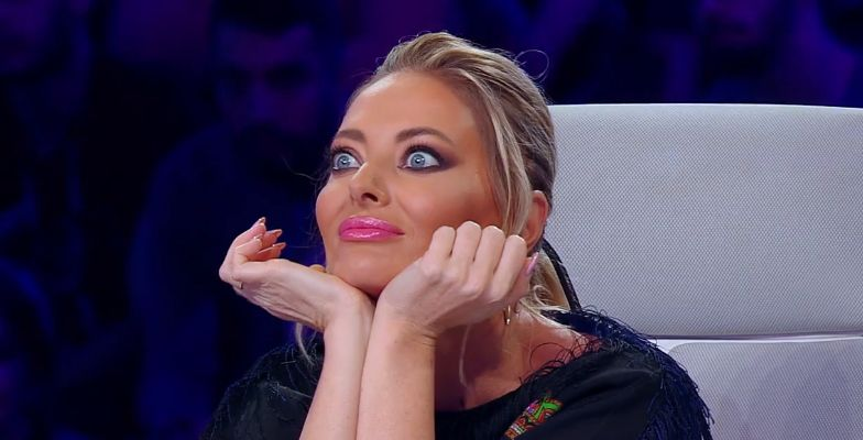 Scene halucinante la iUmor! Mihai Bendeac, replică obscenă după ce a văzut-o pe Cristina Garcia: „Mi-ar plăcea să mă luaţi puţin la…”
