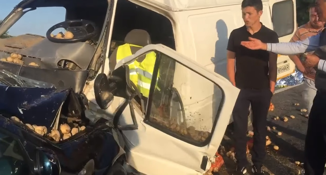 O studentă eminentă a murit într-un accident produs lângă Lugoj. Fata are 12 frați și mergea să vândă cartofi în piață