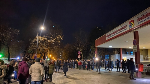 Revoltă la Spitalul Județean Satu Mare, după ce un medic este acuzat că ar fi lăsat o tânără să moară: „S-a dus pe picioare, zâmbind, iar după o oră jumătate a decedat”