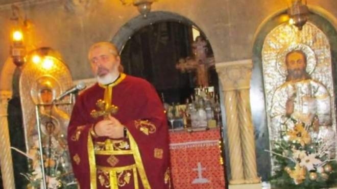 Râzi cu lacrimi! Un preot din Hunedoara a publicat cele 12 reguli "de primit popa în casă" de Bobotează