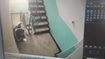 Un bărbat din Iași și-a înscenat un jaf de frica soţiei, după ce a pierdut banii la păcănele! A fost dat de gol de camerele de supraveghere