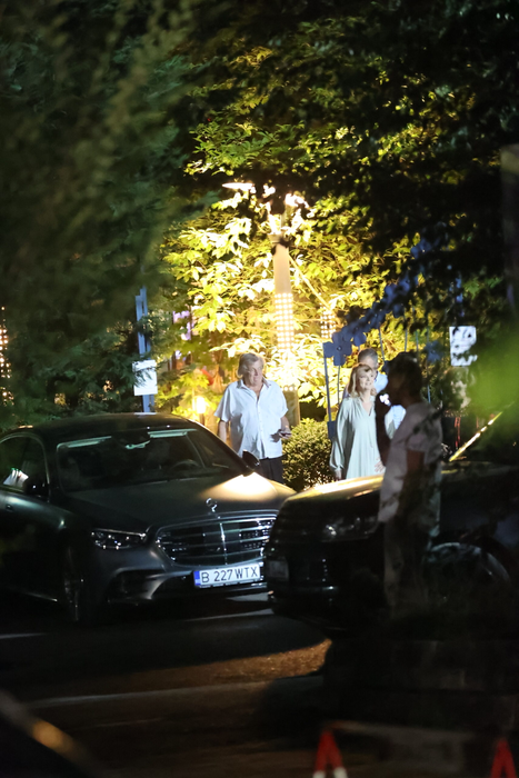 Florin Piersic a luat masa în Herăstrău, cu soția și un cuplu (Foto: CANCAN.RO)
