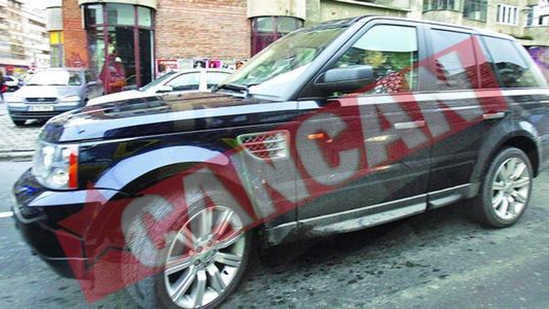 Elena Basescu si-a cumparat un Range Rover sport de 2,3 miliarde de lei