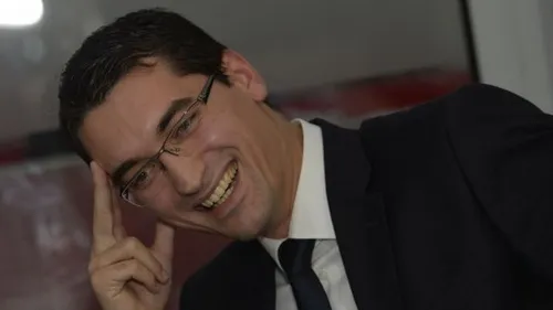 Cine este “locotenentul” lui Burleanu! Imagini cu noul Secretar General al FRF! Impreuna cu presedintele s-au vazut cu...