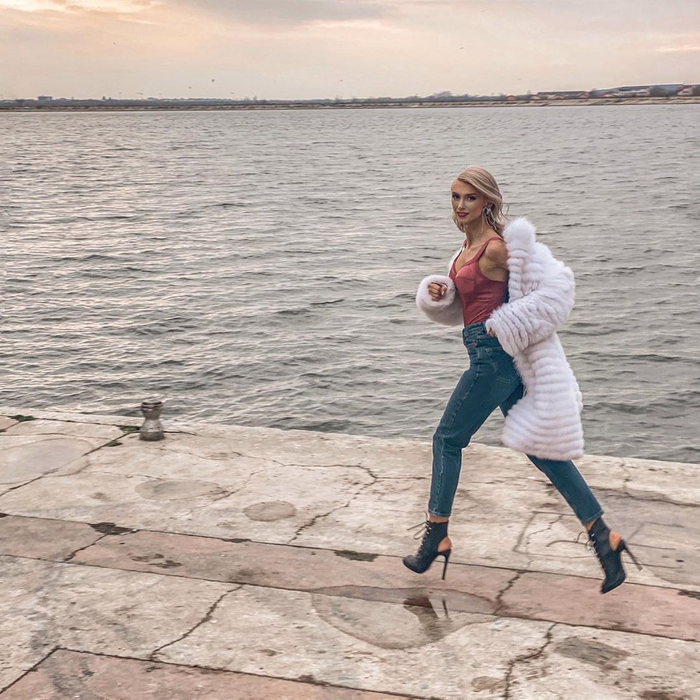 Andreea Bălan încă îl mai iubeşte pe George Burcea. Declaraţii sfâşietoare după ce ieri s-au întâlnit şi au discutat totul