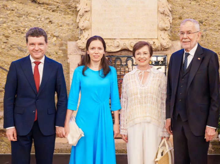 Nicușor Dan și Mirabela Grădinaru în timpul vizitei oficiale din Austria/ sursă foto: Administrația Prezidențială
