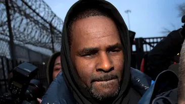 Rapperul R. Kelly, arestat! “Am fost asasinat. Am fost îngropat de viu!”