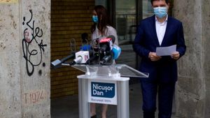 Nicuşor Dan: Primăria Capitalei are datorii de 2,5 miliarde de lei. Situaţia este critică