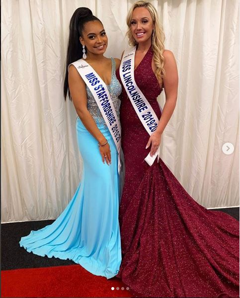 Transformarea uluitoare a unei blonde voluptuoase! A fost părăsită de iubit pentru că era grasă, avea 108 kg, iar acum a ajuns Miss Marea Britanie
