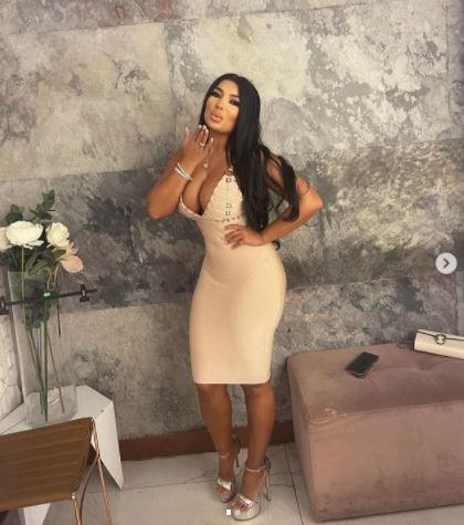 Femeia care l-a cucerit pe talentatul manelist este make-up artist, iar Andreea Tonciu este una dintre clientele sale cunoscute © Instagram