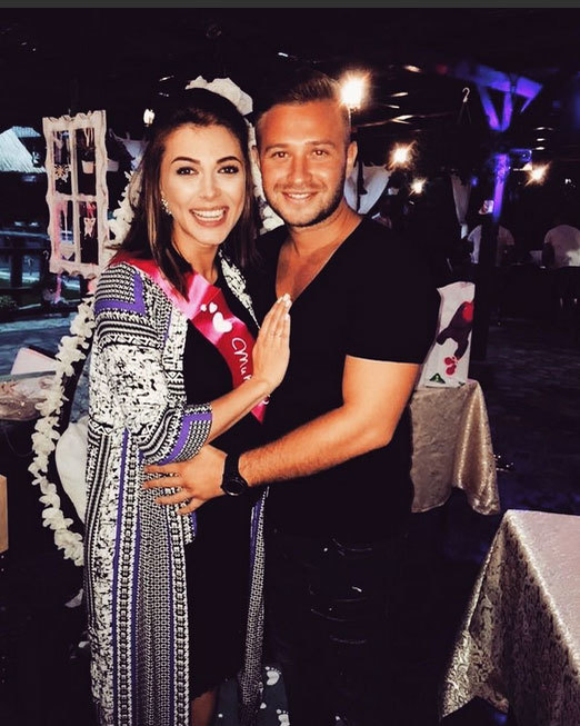 Cum o să-l cheme pe băieţelul Ilincăi Vandici!