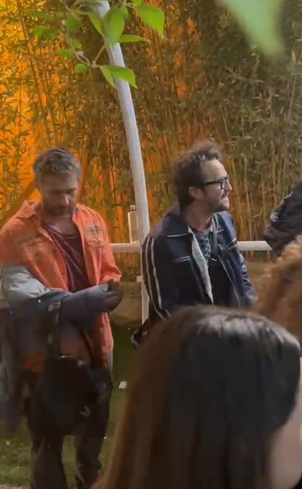 1 Mai la mare cu peripeții pentru celebrii actori Dragoș Bucur și Dorian Boguță. Bodyguarzii clubului Fratelli din Mamaia i-au oprit la intrare!