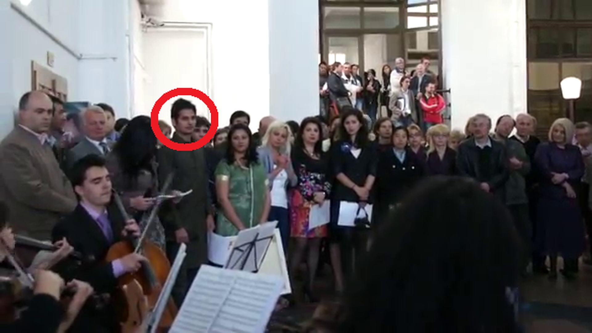 Povestea fabuloasa a celor doi teroristi care pregateau bombe la Sibiu! Eamzan si Adeel erau studenti platiti din fonduri UE!