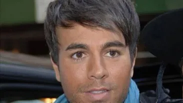 Enrigue Iglesias are cu cine să semene! La 62 de ani, mama artistului arată de 30 si nu are niciun rid