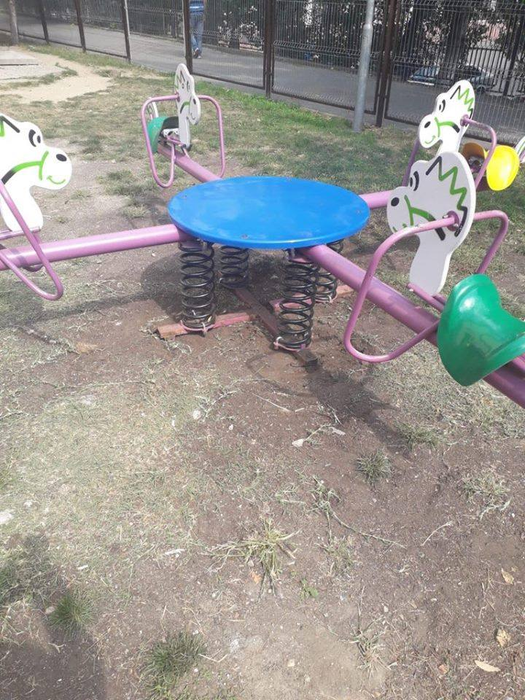 Locul de joacă vandalizat fusese inaugurat anul trecut