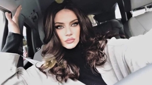Cum arăta Regina Instagramului la 14 ani! Trecerea timpului nu și-a pus amprenta asupra Cristinei ICH