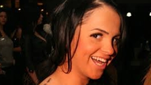 Cauta stabilitate financiara si in Romania. Diana Guresoaie a pornit "la vanat" prin cluburi si a inceput sa-si dispute barbatii