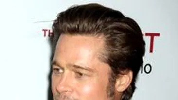 Brad Pitt i-a dat sfaturi unui fan cu tendinte suicidale