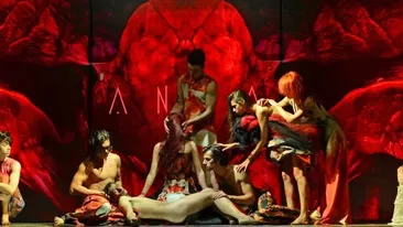 Sex pe scena Teatrului National! Vezi aici imagini care iti vor taia respiratia!