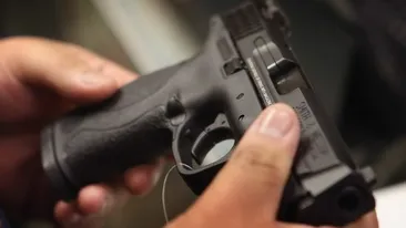 Intors din SUA, i-a facut mamei sale o marturisire SOCANTA! Pana si politistii au inlemnit cand au descoperit ASTA in apartament