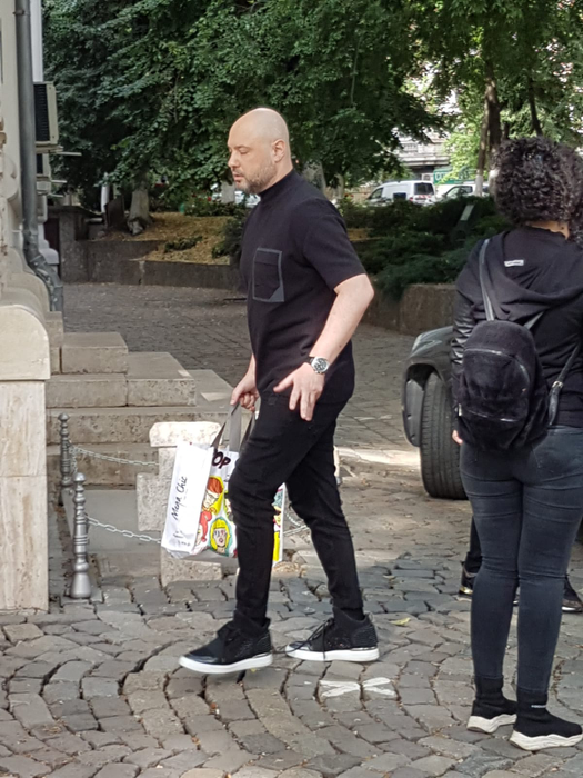 Reputatul Gheorghe Turda a cântat pentru Costin Mărculescu. Oamenii l-au ascultat înmărmuriți VIDEO