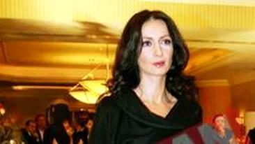 Mihaela Radulescu a aruncat la gunoi o poseta de 25 de milioane de lei vechi