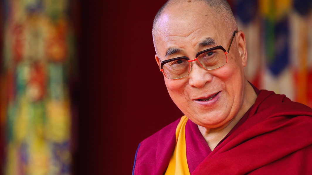 Celebrul DALAI LAMA şi-a dezvăluit secretele. Vezi care sunt cele 10 sfaturi care trebuie aplicate pentru a fi din nou plin de viaţă