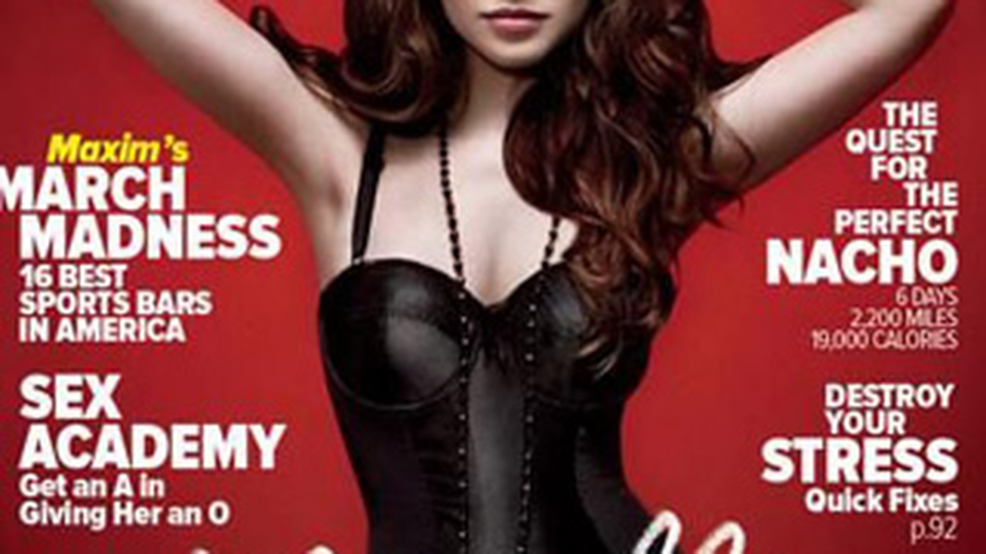 Michelle Trachtenberg: "Am pozat in Maxim ca sa ma razbun pe baietii din scoala care radeau de mine ca n-am sani"