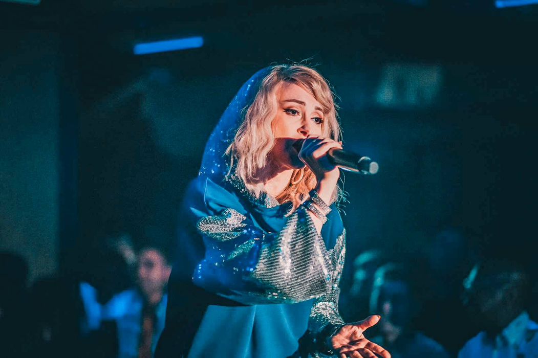 S-a întâmplat! Andreea Bălan a făcut anunțul: „Abia aștept să o strâng în brațe!