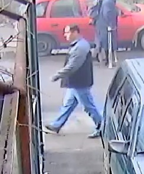 Recompensă importantă pentru prinderea pedofilului din Drumul Taberei! Cine este dispus să plătească pentru informaţii!