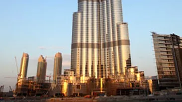 VIDEO Burj Dubai a fost inchis! Afluxul mare de vizitatori a produs pagube