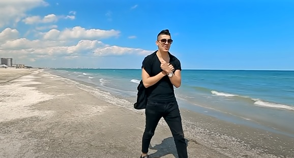 Imagini rare cu Bogdan de la Ploiești. Acum e un fenomen, dar puțini știu cum arăta manelistul, înainte de a fi celebru
