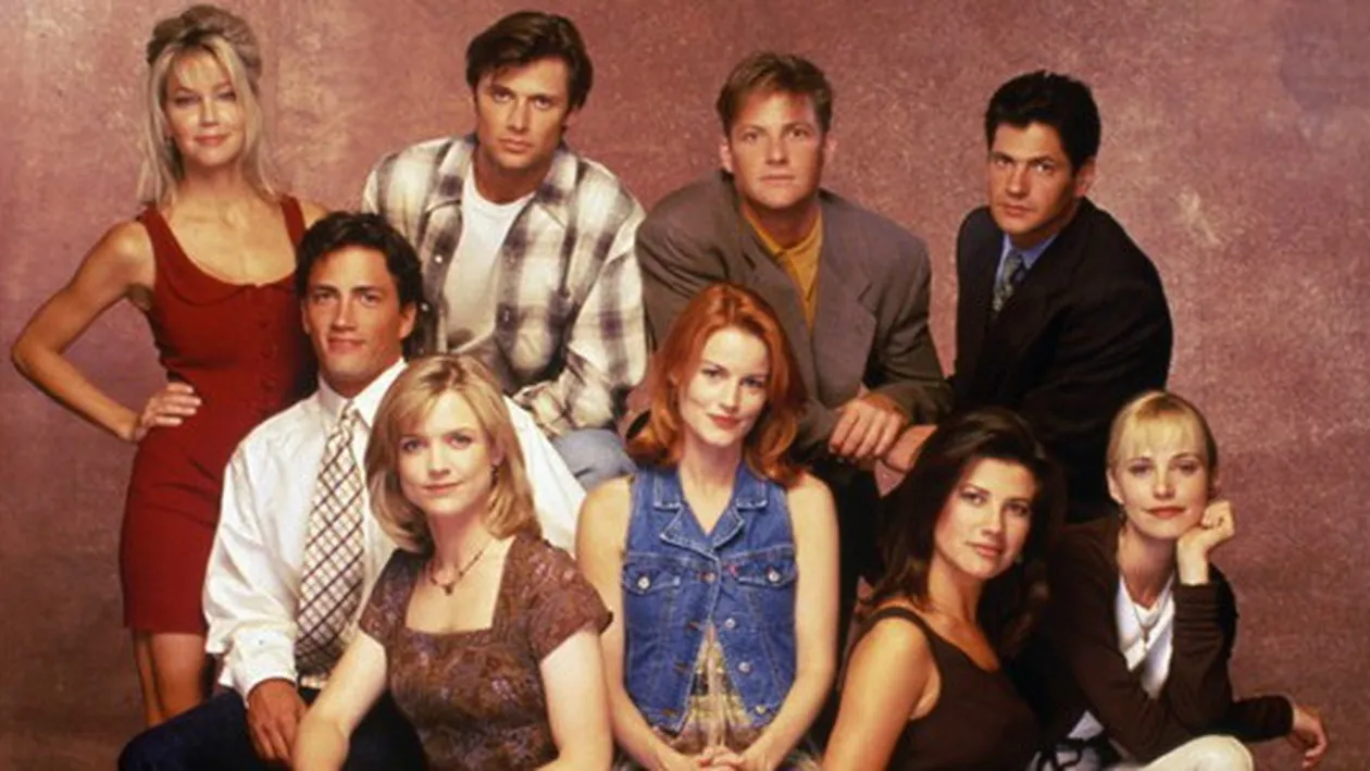N-o sa-ti vina sa crezi! Cum s-au transformat actorii din “Melrose Place” in 20 de ani?