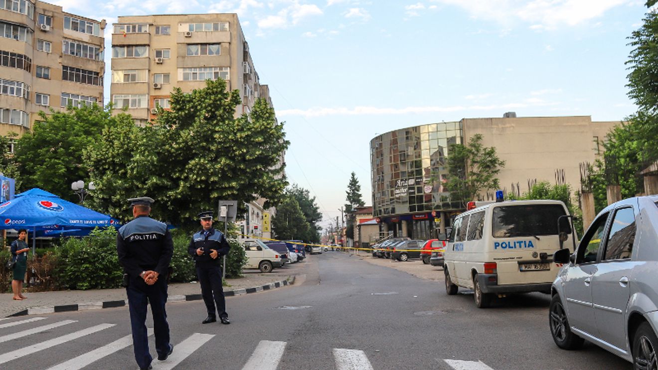 Alertă cu bombă la o bancă din centrul orașului Giurgiu. Pirotehniștii au ajuns, de urgență, la fața locului