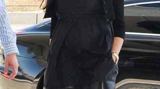 Are tot ce-si poate dori, dar degeaba: de ce nu zambeste niciodata Victoria Beckham?