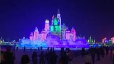 VIDEO Sculpturi incredibile in gheata in cadrul unui festival din China!