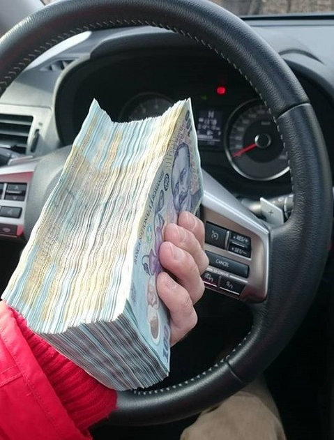 Mircea Badea, scandal cu o casă celebră de pariuri! Şi-a închis contul cu zeci de milioane în el!