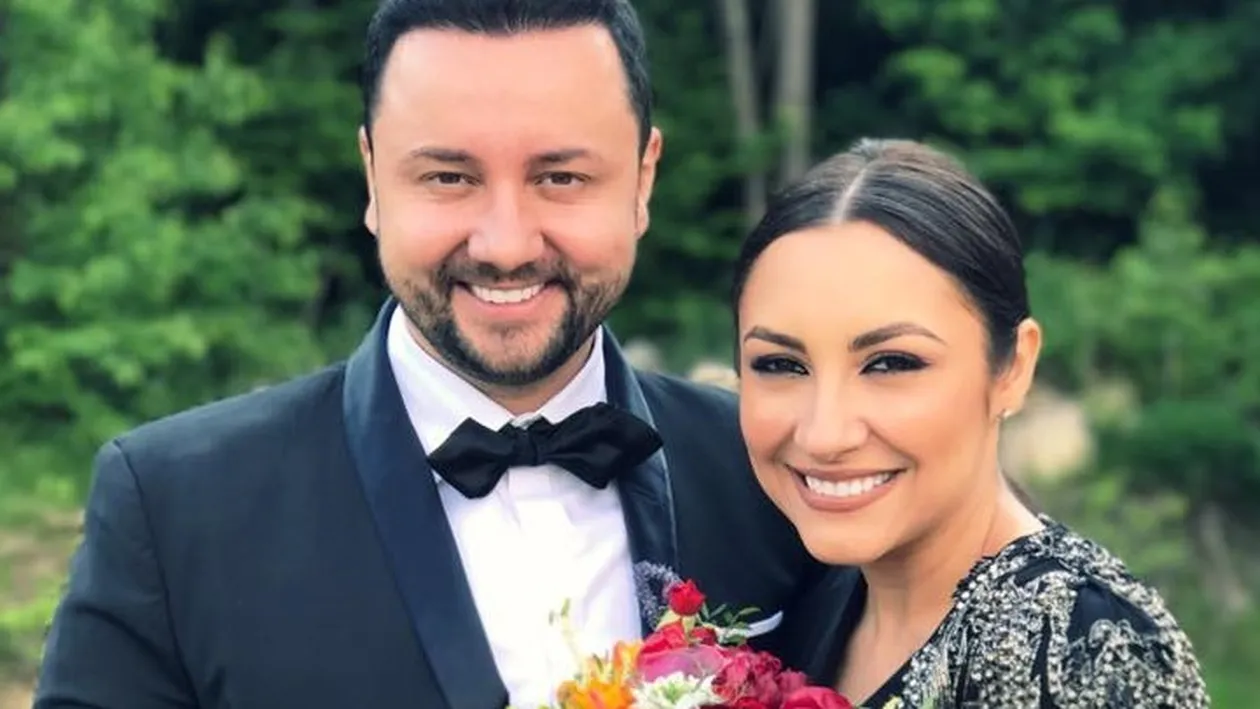 Are o familie de Constantini şi Elene, aşa că a luat o măsură ”la grămadă”! Andra, mesaj emoţionant pentru sărbătoriţii ei