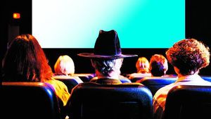 Stii cate calorii consumi la vizionarea unui film?
