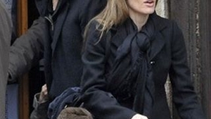 Angelina prefera barba lui Johnny Depp