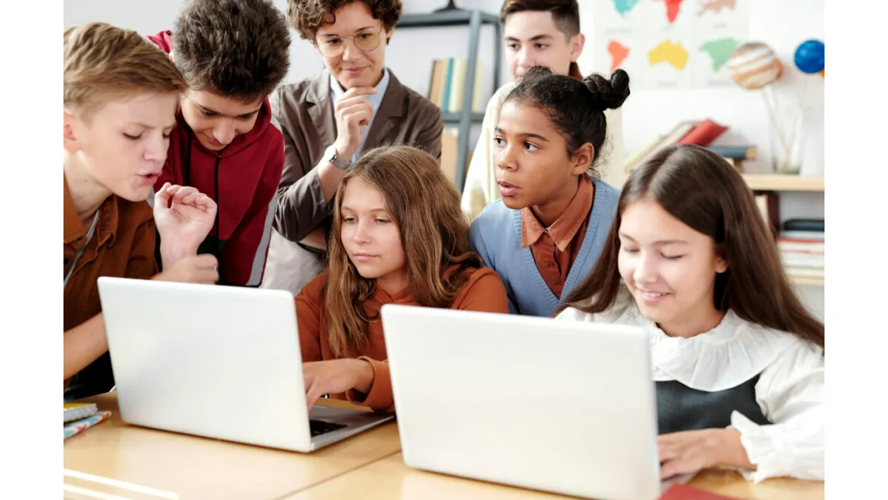 Cresc sau nu alocațiile în 2026? Anunțul făcut de Guvern