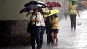 ANM anunță ploi în toată țara după jumătatea lunii august