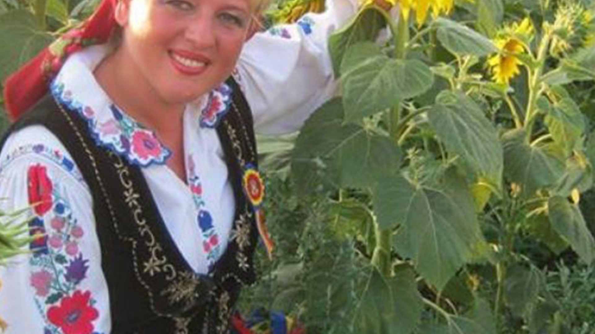 Tragedie mare! A murit interpreta de muzică populară MIHAELA MARIŞ la 36 de ani