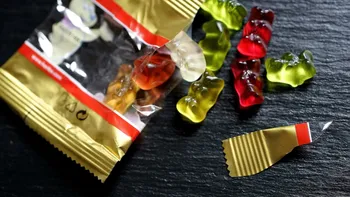 Concediat pentru că a mâncat 2 bomboane dintr-un lot care urma să fie aruncat. Ireal ce s-a întâmplat imediat după