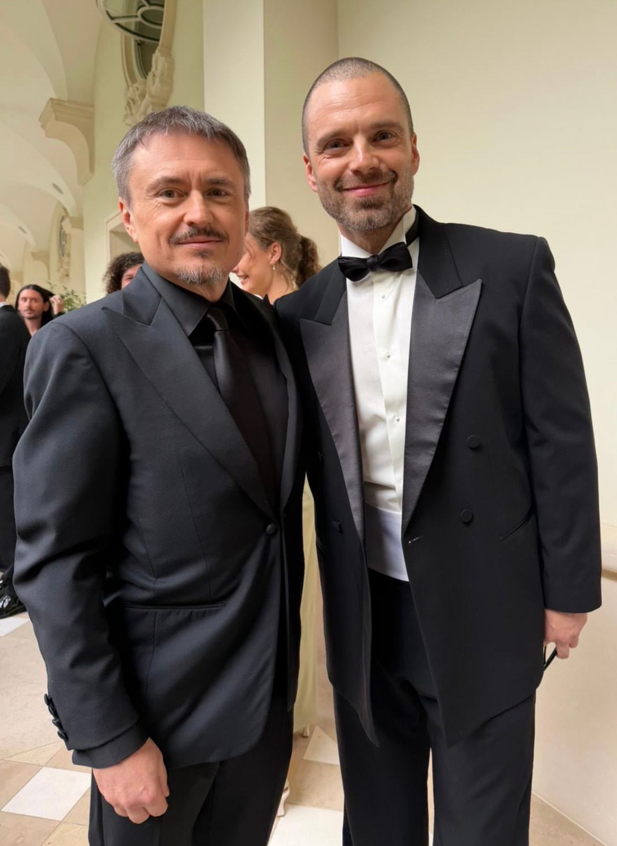 Performanță istorică la Festivalul de film de la Cannes: Regizorul Cristian Mungiu a castigat trofeul Palme d`Or