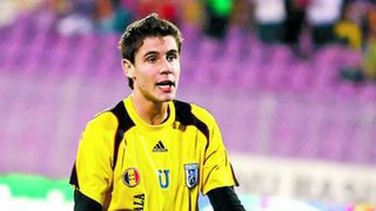 A aranjat amicalul pentru a-l vinde pe Lung Jr.!