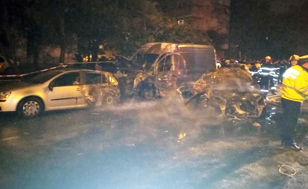 VIDEO / Informaţii înfiorătoare de la accidentul grav din Bucureşti! Ce a făcut şoferul înainte să fugă de la locul tragediei, unde o femeie A ARS de VIE