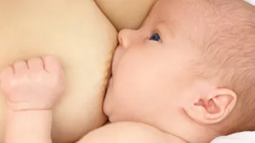 Femeile din Romania isi vand laptele matern pe internet